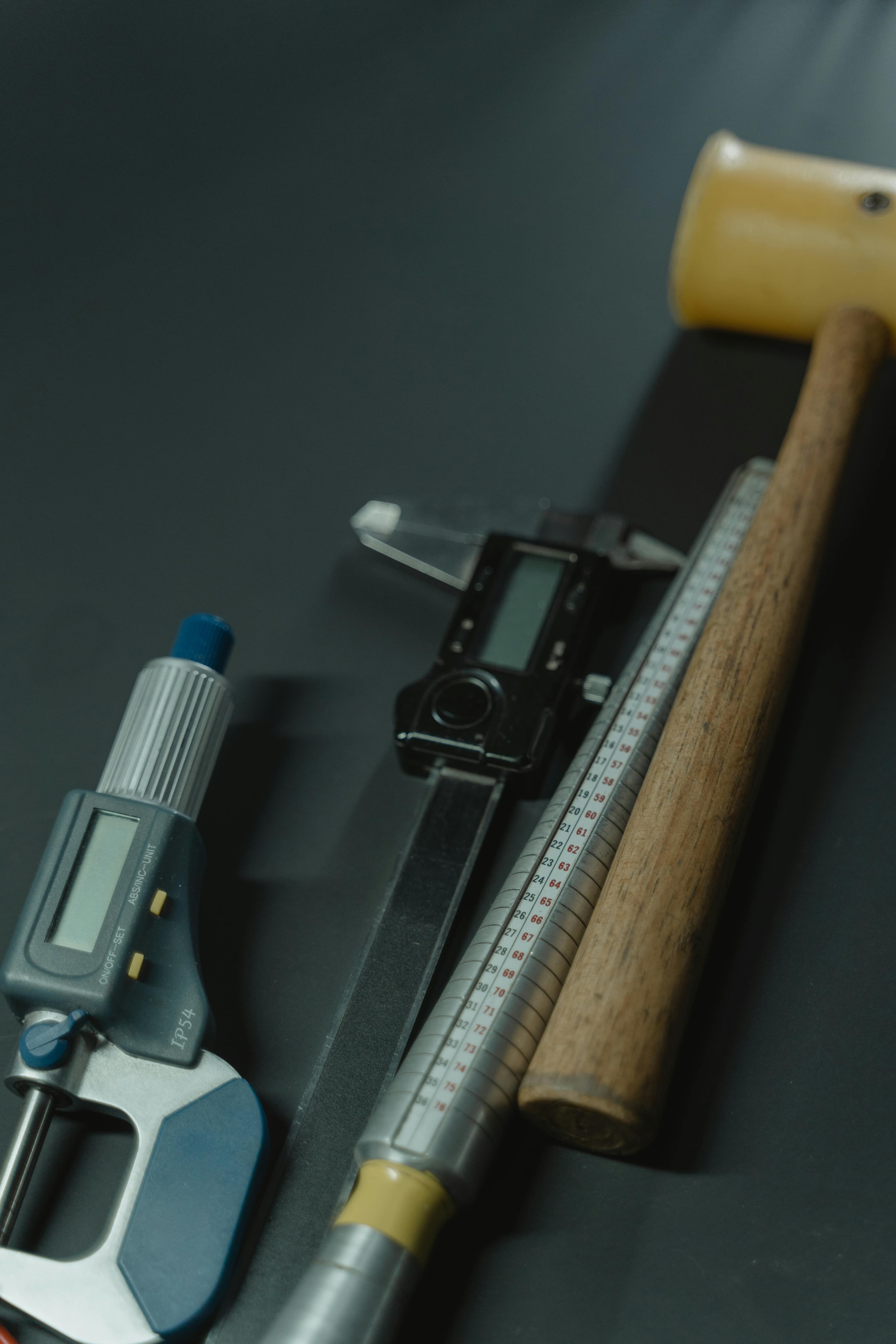 5 vecí, na ktoré si pri náradí do dielne musíš dať pozor